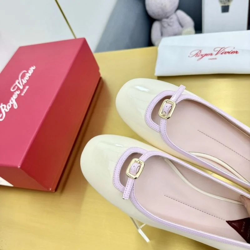 EasyCare Roger Vivier Shoes 11384