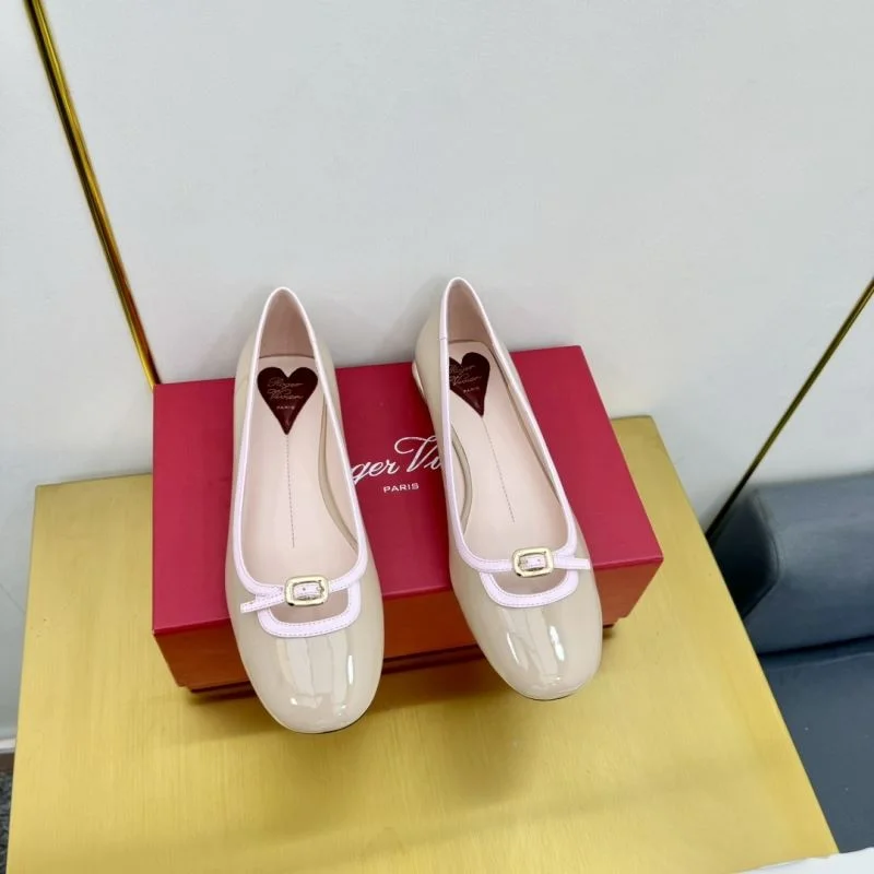 Lightweight Roger Vivier Shoes 11385