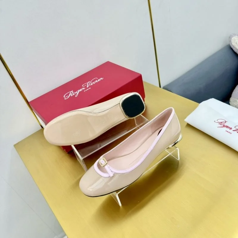 Lightweight Roger Vivier Shoes 11385