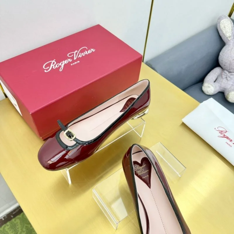 Casual Roger Vivier Shoes 11381