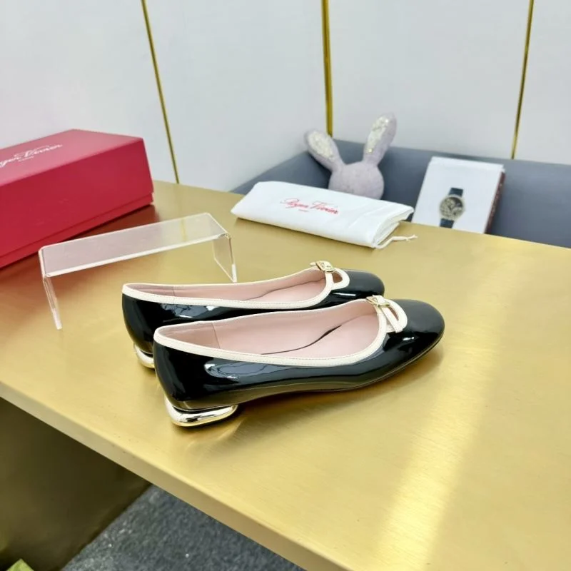 Efficient Roger Vivier Shoes 11389