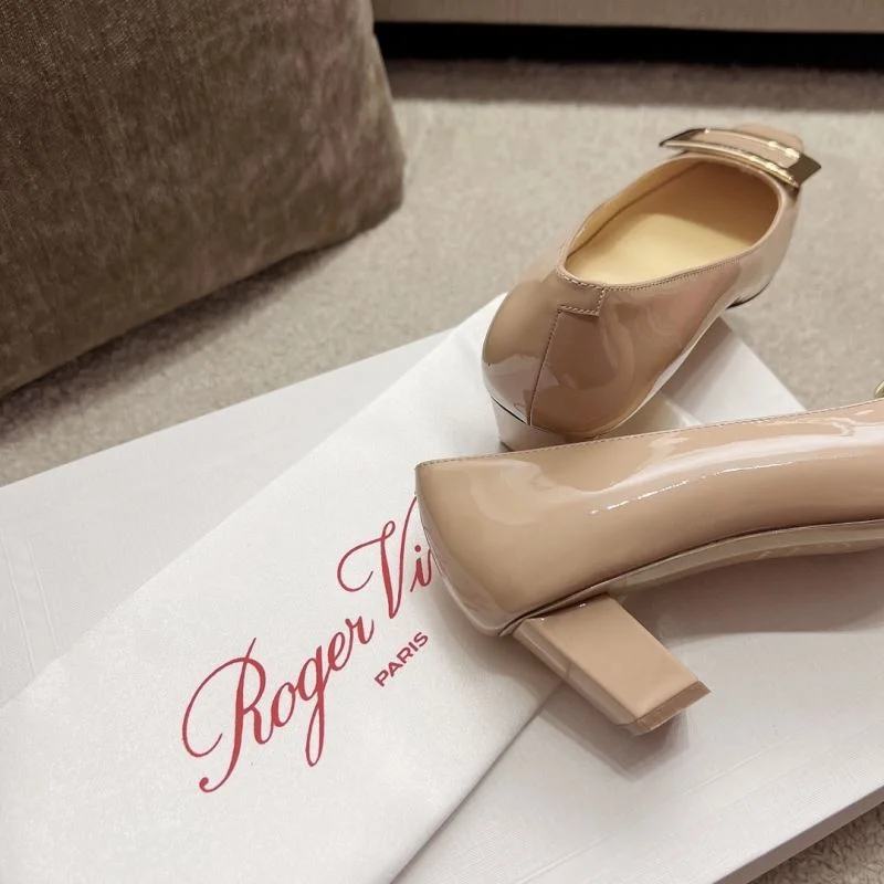 Roger Vivier Shoes Refined 11380