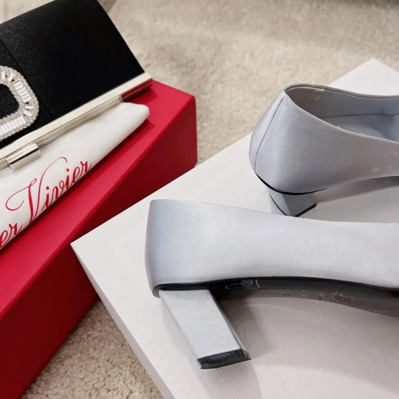 Roger Vivier Shoes ZipUp 11375