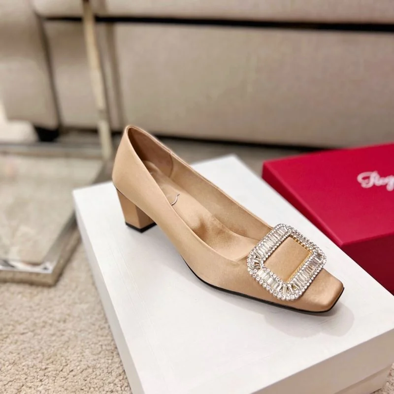 Elegant Roger Vivier Shoes 11402