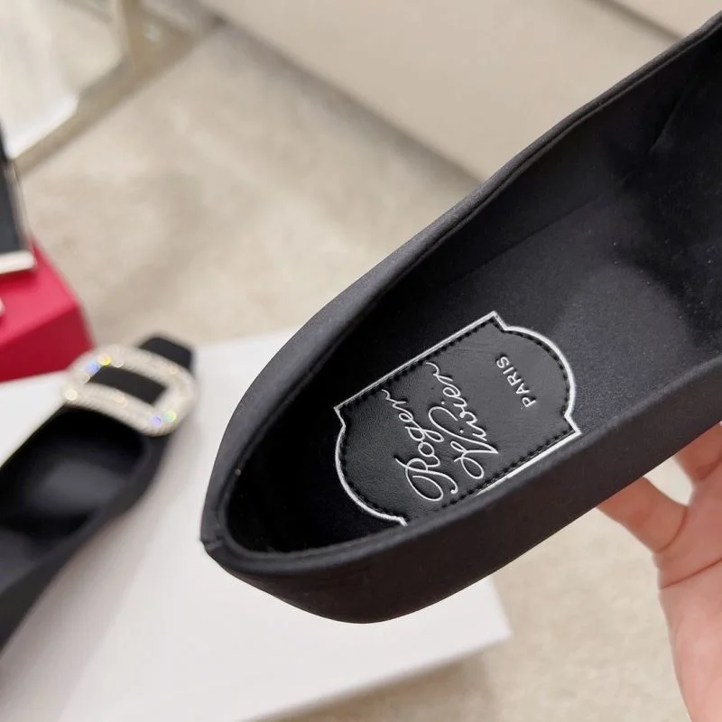 Roger Vivier Shoes Unisex 11376