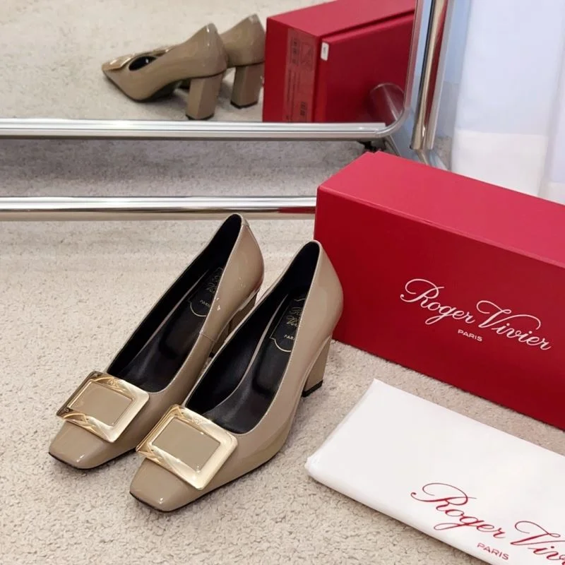 Versatile Roger Vivier Shoes 11372