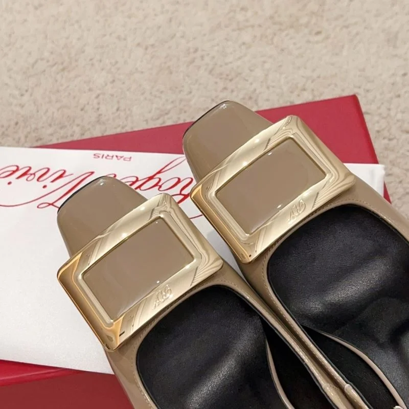 Versatile Roger Vivier Shoes 11372