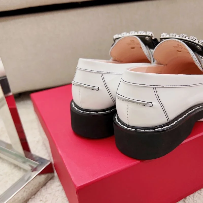 Roger Vivier Shoes Sophisticated 11377