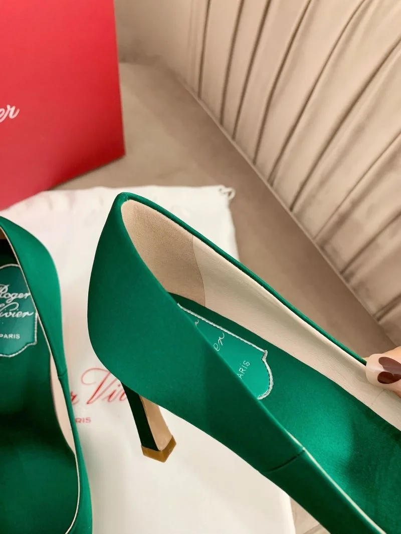 Roger Vivier Shoes Premium 11361