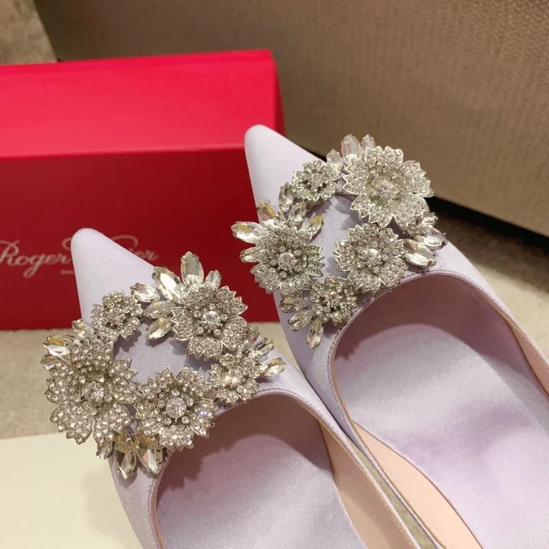 Roger Vivier Shoes Timeless 11348