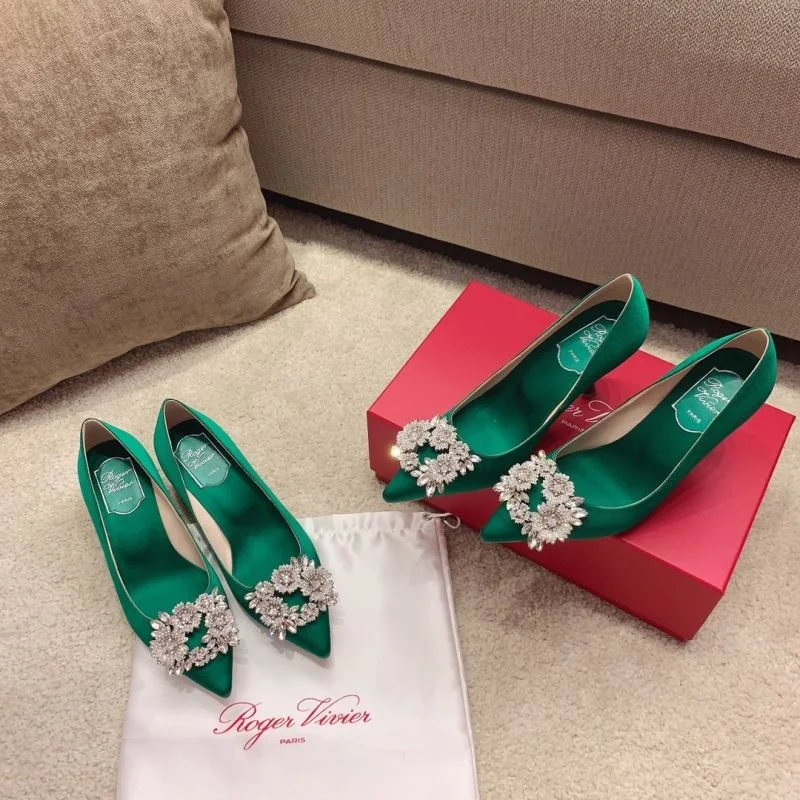 Functional Roger Vivier Shoes 11344