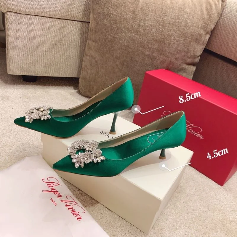 Functional Roger Vivier Shoes 11344