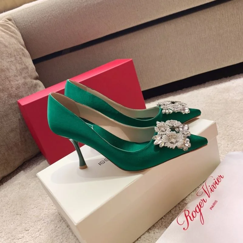 Functional Roger Vivier Shoes 11344