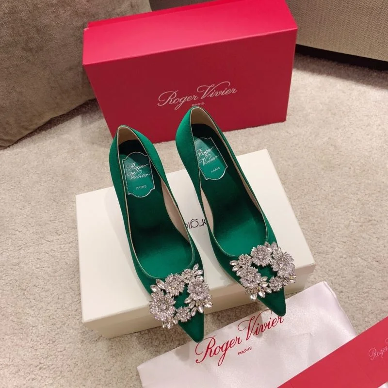 Functional Roger Vivier Shoes 11344