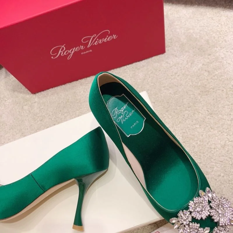 Functional Roger Vivier Shoes 11344