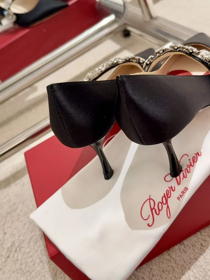 Sleek Roger Vivier Shoes 11339