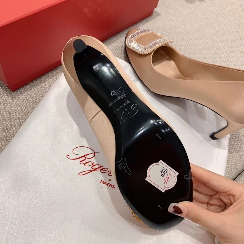 Elegant Roger Vivier Shoes 11335