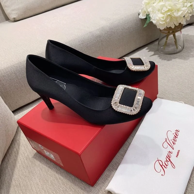 FashionForward Roger Vivier Shoes 11334