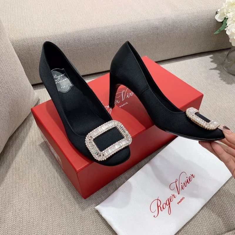FashionForward Roger Vivier Shoes 11334