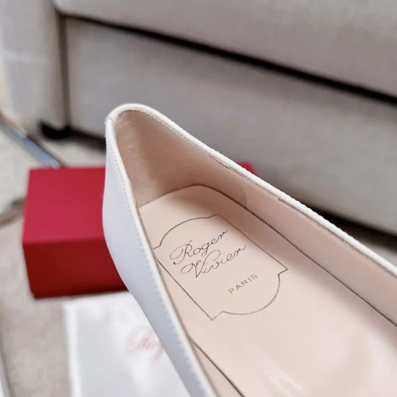 Versatile Roger Vivier Shoes 11336