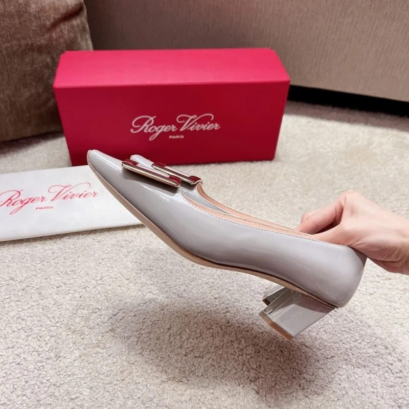 Sleek Roger Vivier Shoes 11332