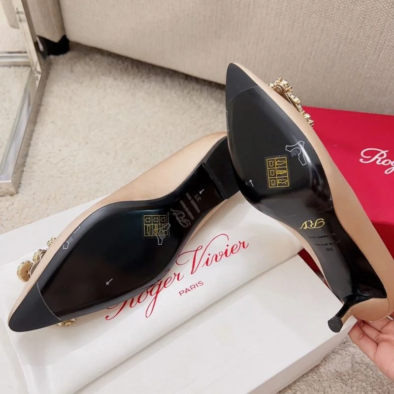 Vibrant Roger Vivier Shoes 11333