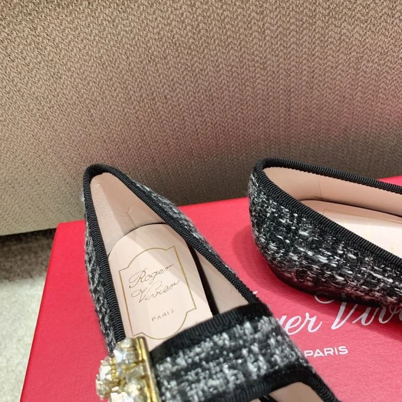 Refined Roger Vivier Shoes 11307