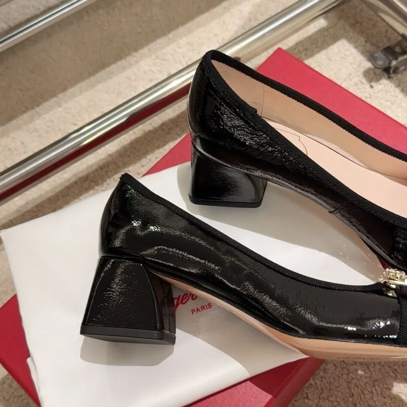 Fashionable Roger Vivier Shoes 11325