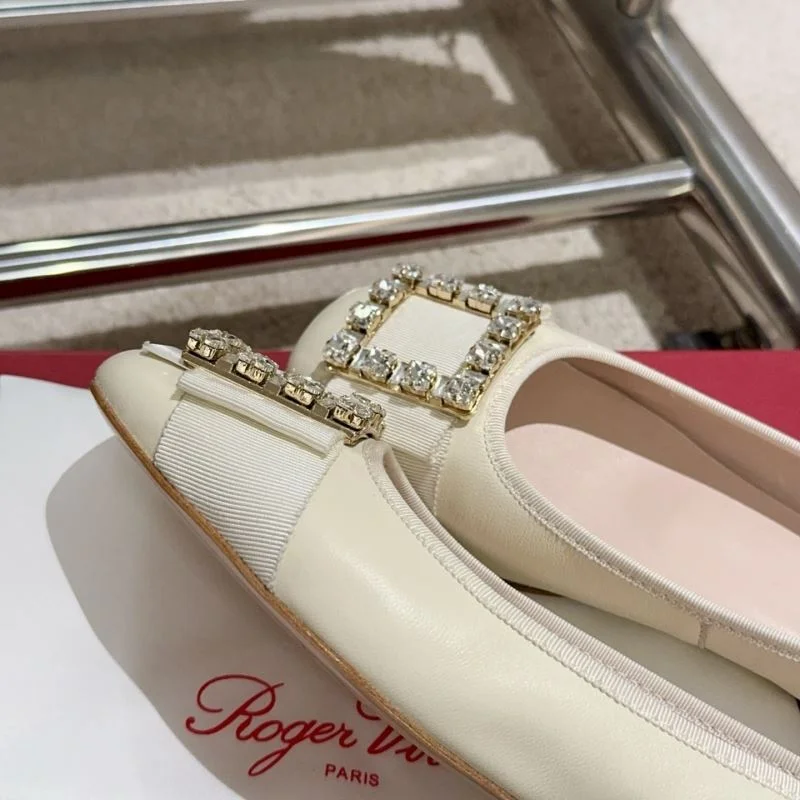 Roger Vivier Shoes Neat 11304