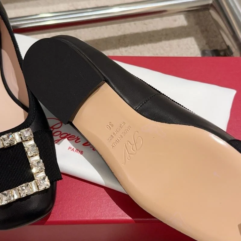 Sporty Roger Vivier Shoes 11298