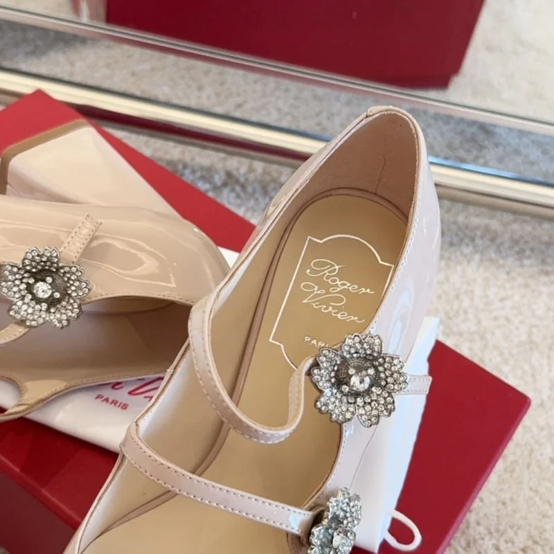 Roger Vivier Shoes WeatherProof 11296