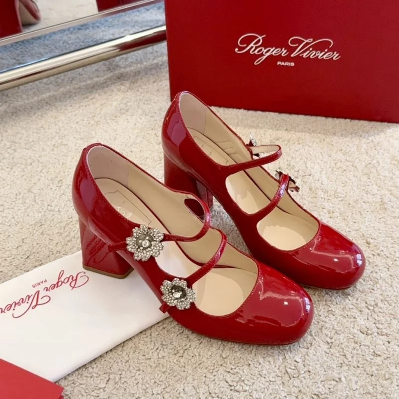 Minimalist Roger Vivier Shoes 11301