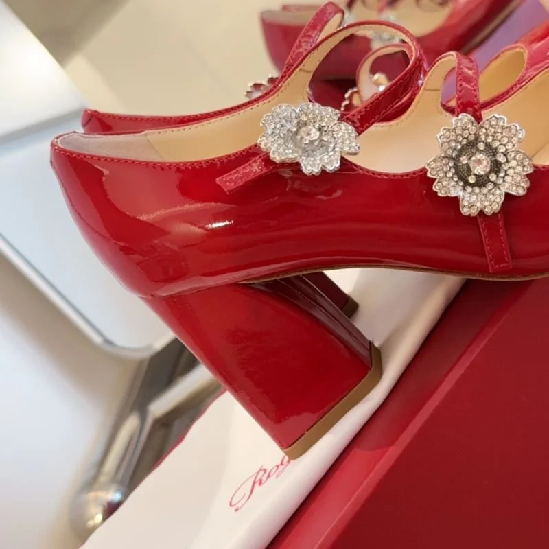 Minimalist Roger Vivier Shoes 11301