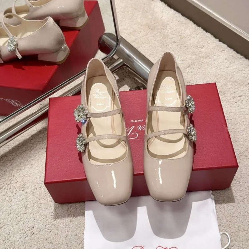 UrbanChic Roger Vivier Shoes 11364