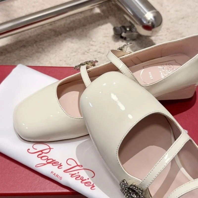 AllSeason Roger Vivier Shoes 11292
