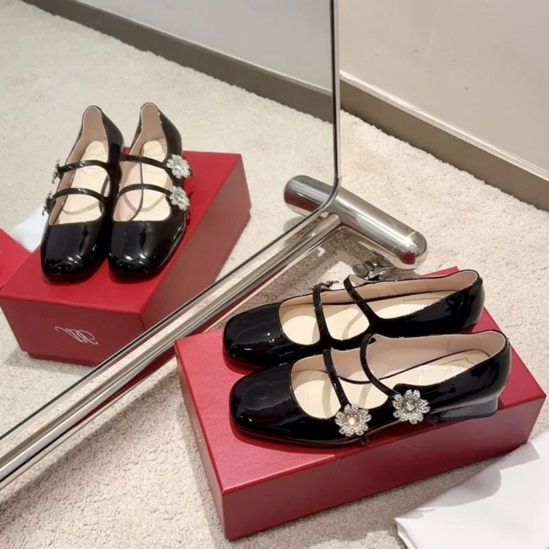 UrbanChic Roger Vivier Shoes 11294
