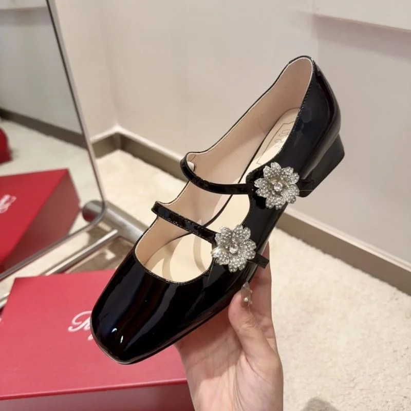 UrbanChic Roger Vivier Shoes 11294