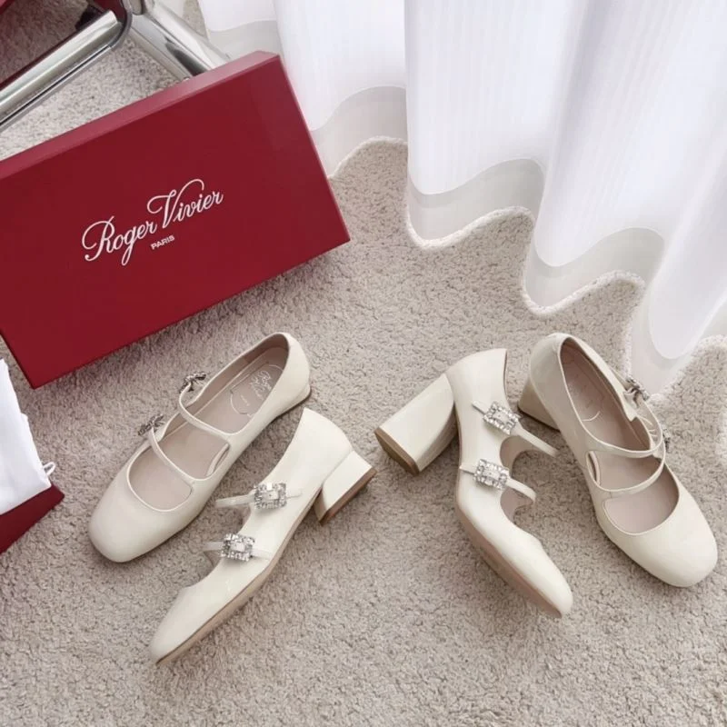 Roger Vivier Shoes Durable 11351
