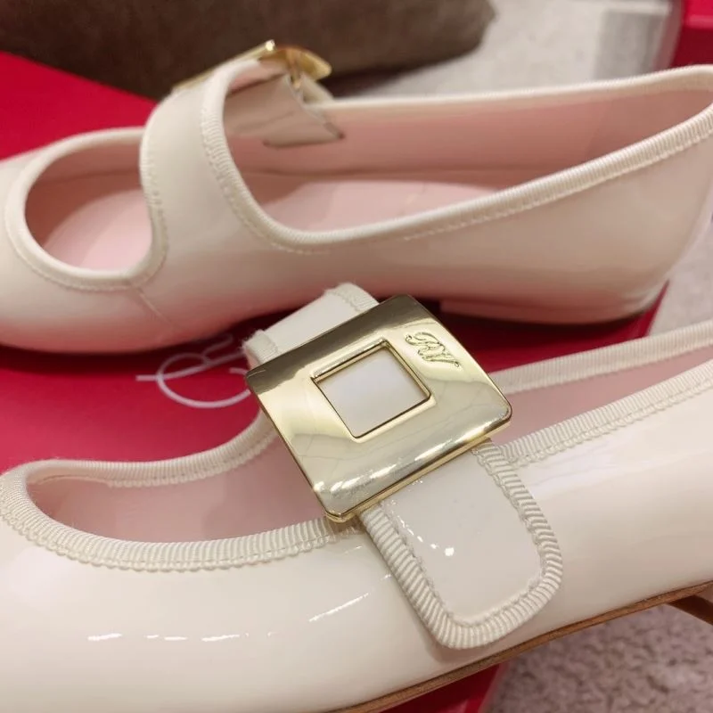 Roger Vivier Shoes MultiPurpose 11347