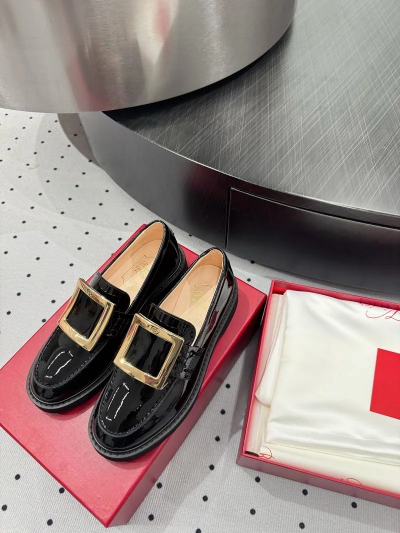 Functional Roger Vivier Shoes 11279