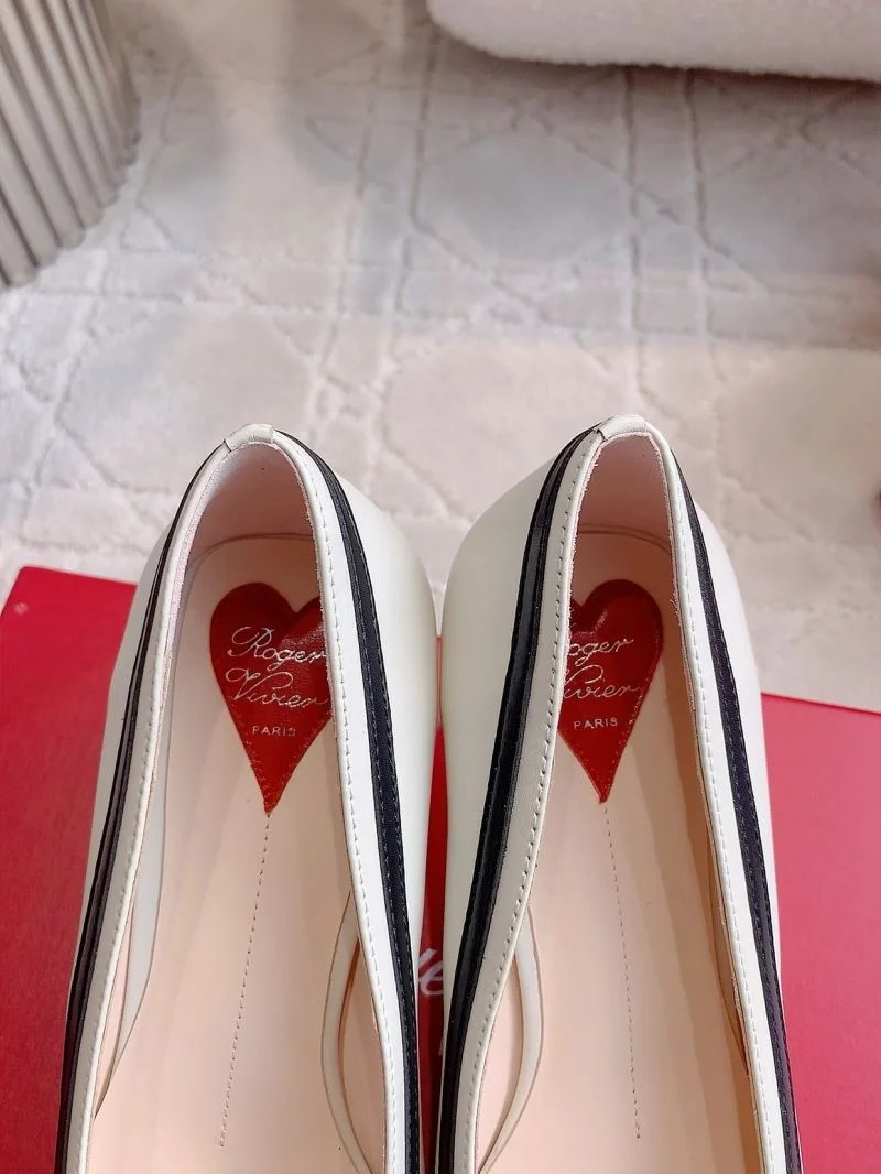 Roger Vivier Shoes Tailored 9022