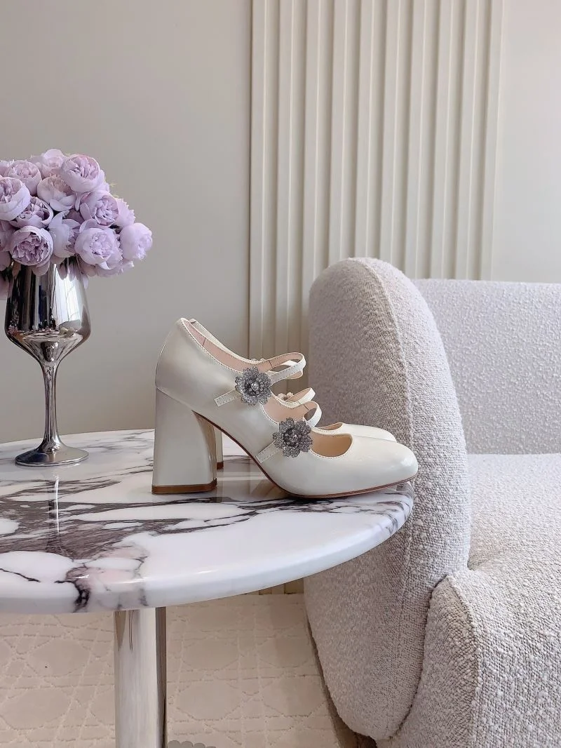 Unique Roger Vivier Shoes 9018