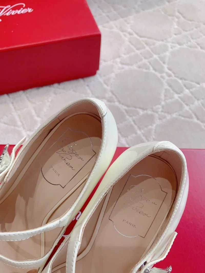 Unique Roger Vivier Shoes 9018
