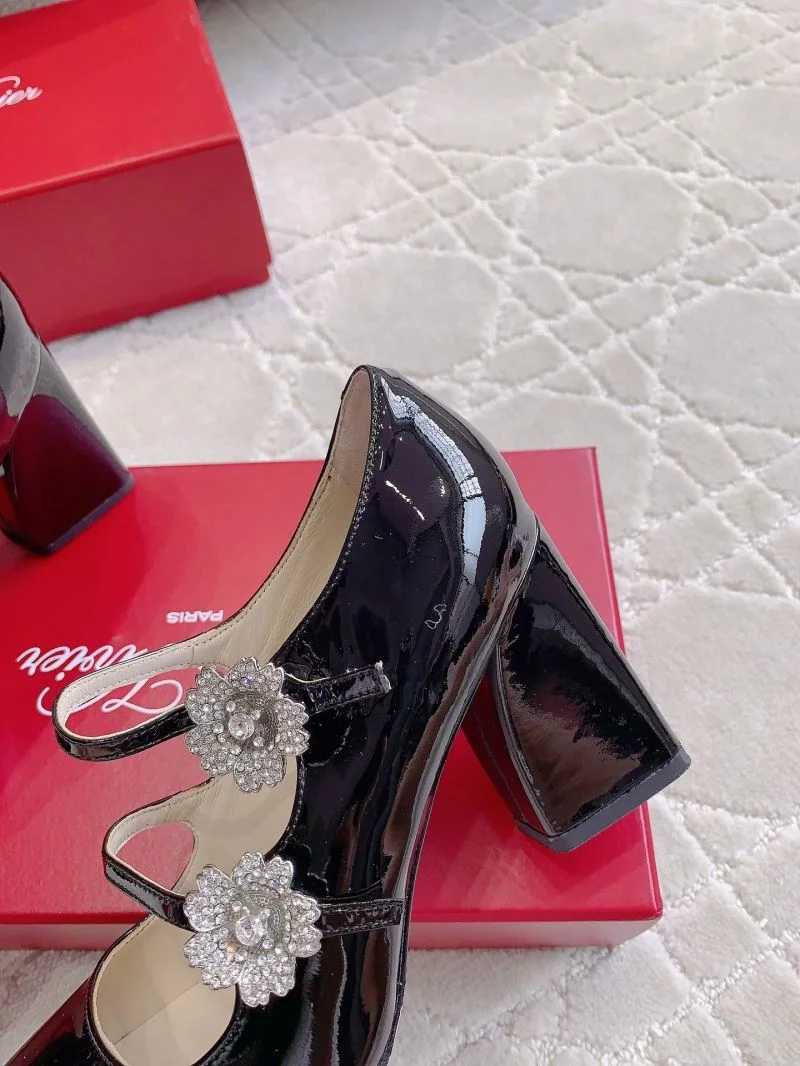 Lightweight Roger Vivier Shoes 9017