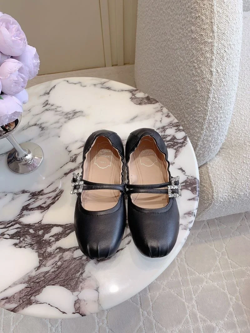 HighQuality Roger Vivier Shoes 9027