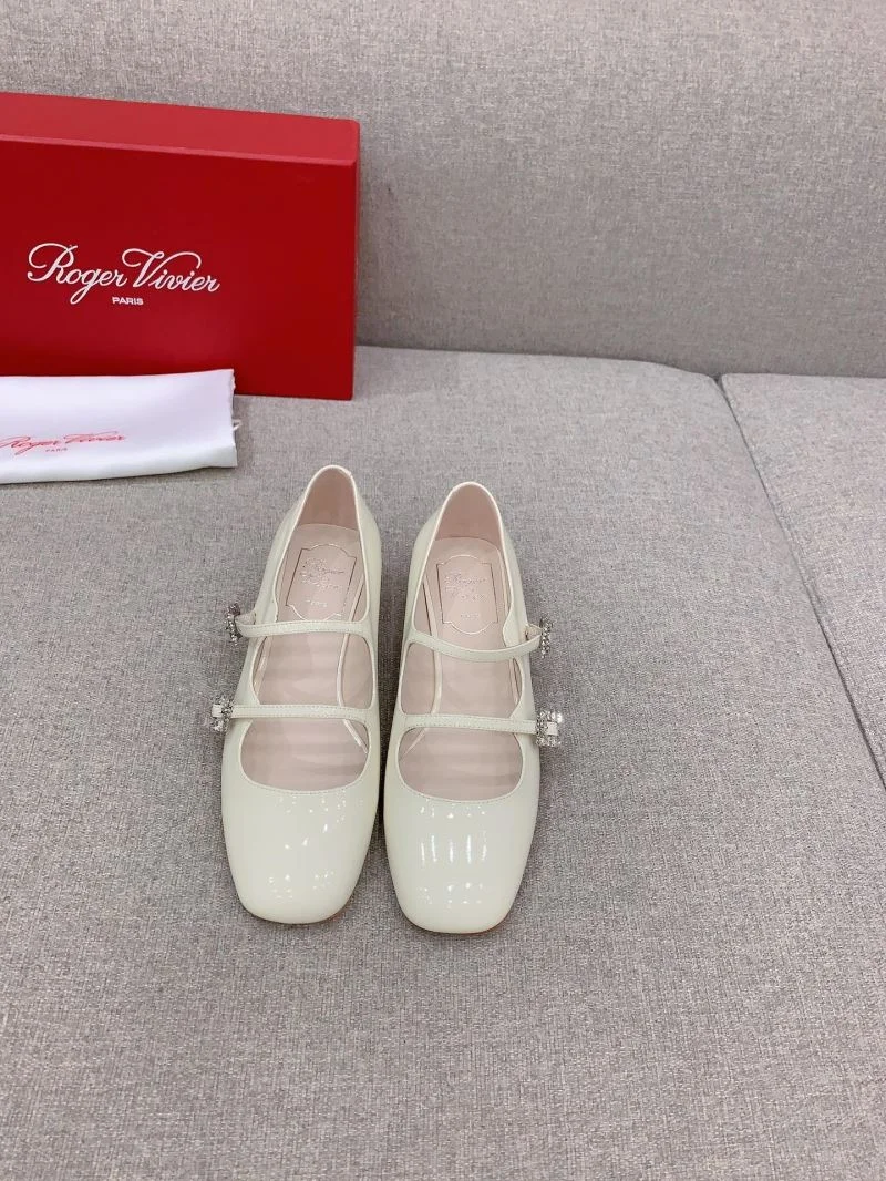 ModernLook Roger Vivier Shoes 9009