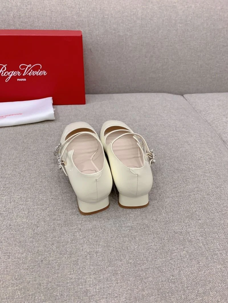 ModernLook Roger Vivier Shoes 9009