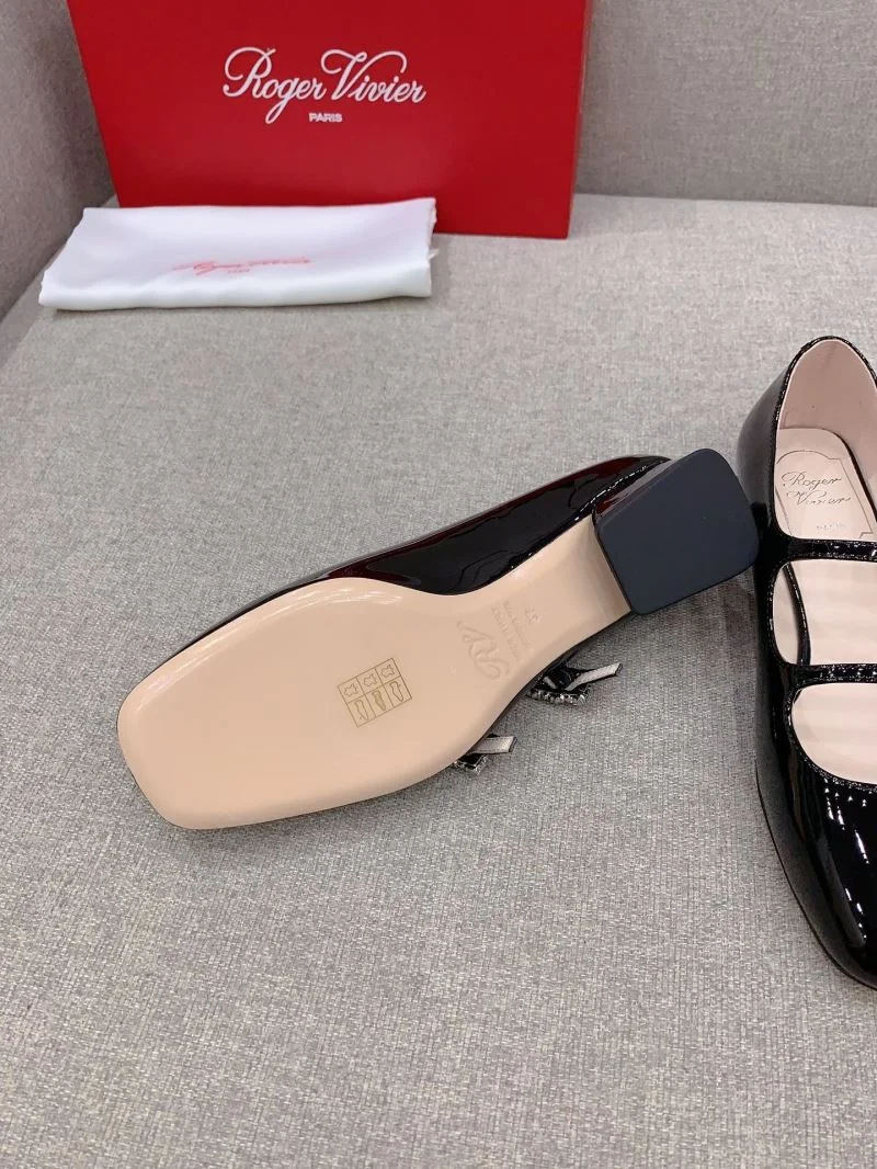 Neat Roger Vivier Shoes 9035