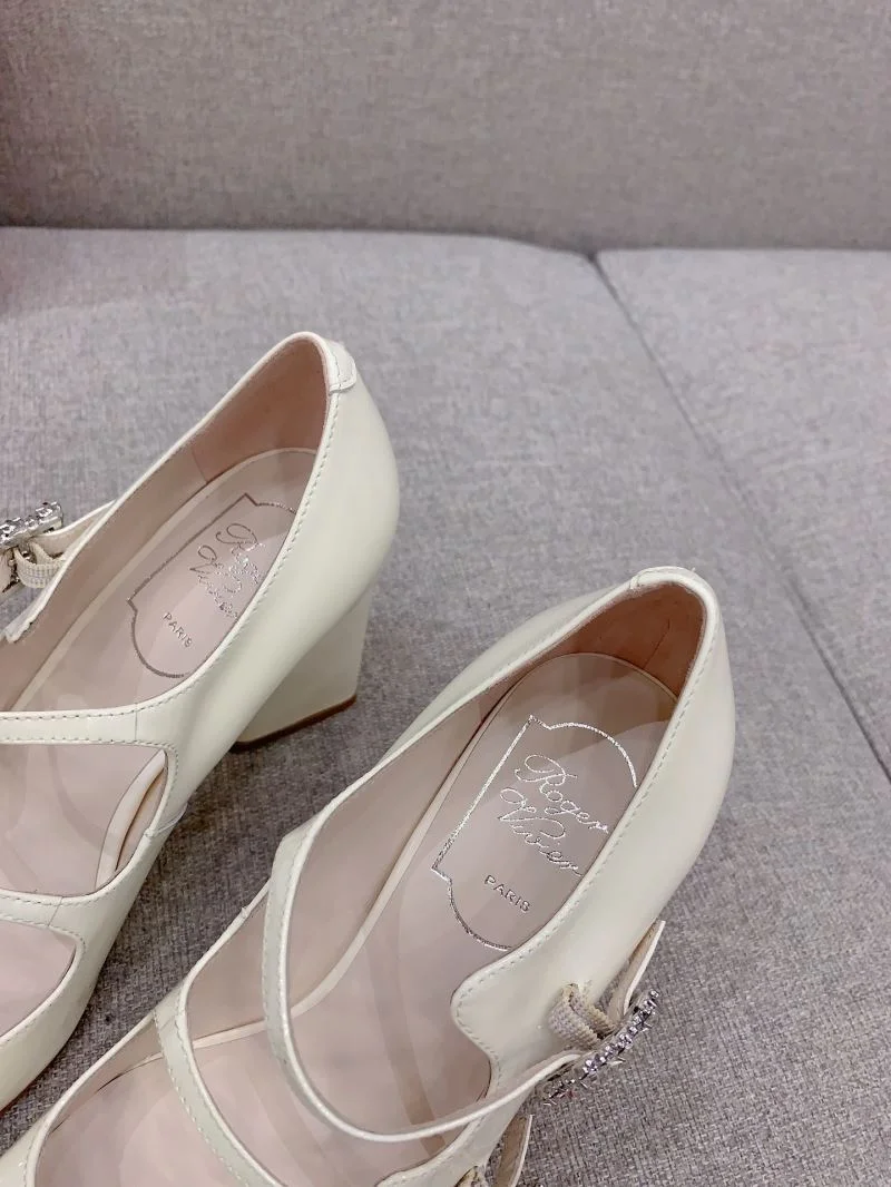 Seasonal Roger Vivier Shoes 9013