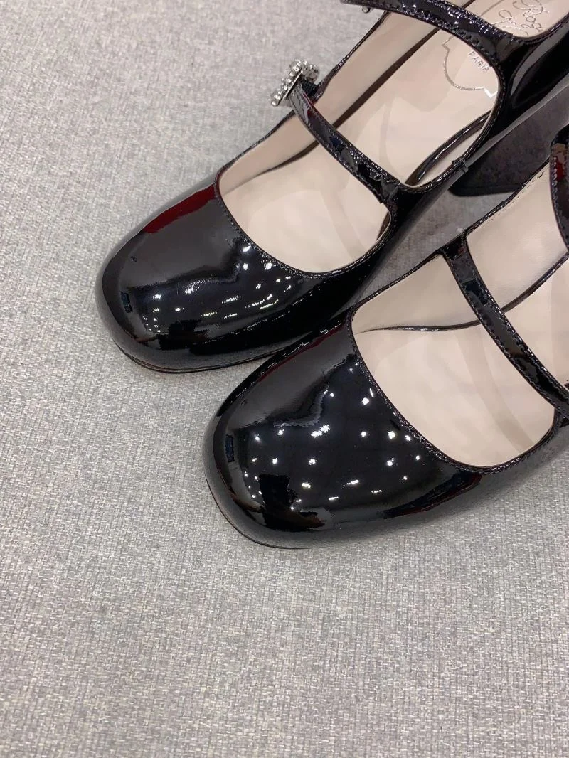 HighPerformance Roger Vivier Shoes 9007